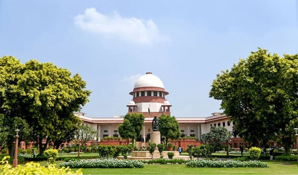 CJI सूर्यकांत पर टिप्पणी पड़ी भारी,  संजय राउत को सुप्रीम कोर्ट ने दिए पेश होने के निर्देश