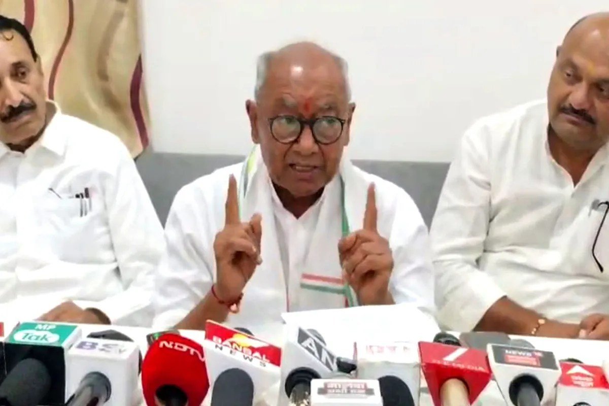 दिग्विजय सिंह ने समझाया सनातन का अर्थ, कहा- मैंने कुरान पढ़ी, हिंदुत्व नहीं मानता