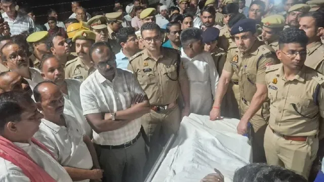 फिरोजाबाद में तेज रफ्तार कार ने 5 को रौंदा, 4 की मौत, दो लड़कियां शामिल